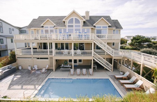 Whalehead Beach House | LUXURY, OCEANFRONT, Pool, ELEV, Rec Rm, Beach Access, Ocean Views! WL983, Fairligh