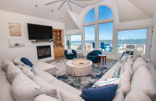 Whalehead Beach House | LUXURY, OCEANFRONT, Pool, ELEV, Rec Rm, Beach Access, Ocean Views! WL983, Fairligh