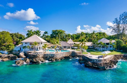 Punta Aguila House | Luxury Oceanfront Villa fully staffed 12 bdrms/bthrms