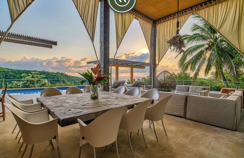 Punta Perula House | Luxury Oceanfront Villa - Private Beach - Pool