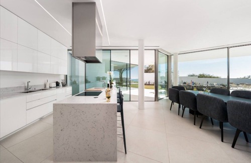Lagos City Center Villa | Luxury Oceanside Villa With Comfort And Style
