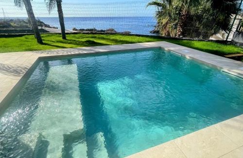 Complejo turistico Amarilla Golf Villa | Luxury Oceanview Villa de Nava with heated private pool
