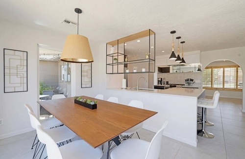 Scottsdale Highlands House | π LUXURY Old Town Oasis - Heated Pool - Golf - Work - Relax