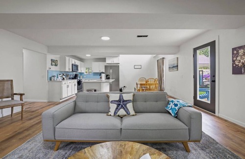 Millersport House | Luxury on Lakeside: Beautiful monthly rental near the lake