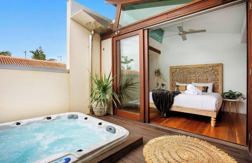 Byron Bay Apartment | Luxury On The Bay 1 - Ocean Views