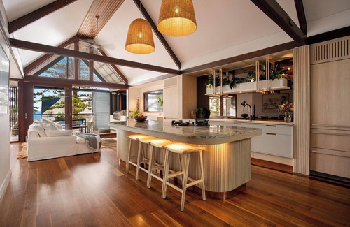 Byron Bay Apartment | Luxury On The Bay - 2 x Apartments With Ocean Views