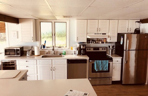 Town of Richmond House | Luxury on the Lake.Completely remodeled lakeside retreat!