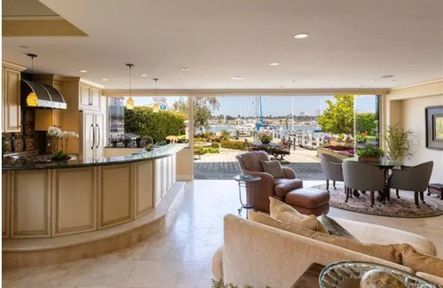 Newport Beach House | Luxury on the Water-Unbelievable Views