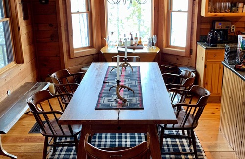 Lake George House | LUXURY ON VALENTINE LAKE ❤️❤️❤️ SKI GORE, LAKE PLACID, LAKE GEORGE