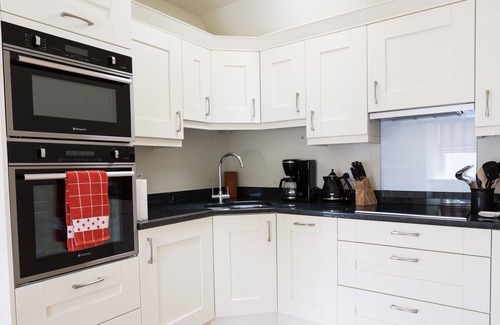 Gifford Apartment | Luxury one bed apartment