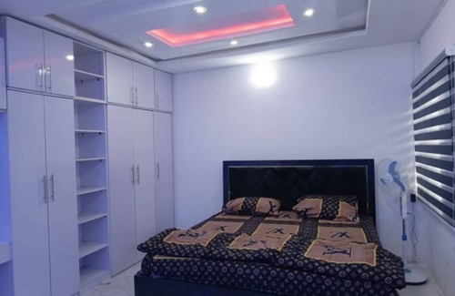 Abeokuta House | LUXURY ONE-BEDROOM APARTMENT IN THE HEART OF ABEOKUTA