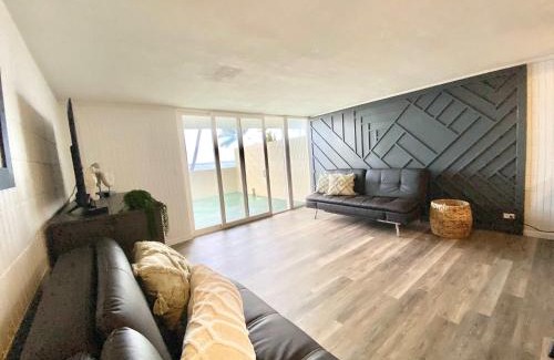 Hauula House | Luxury One-Bedroom Apartment with Ocean View