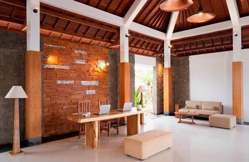 Raya Kuta Villa | Luxury One Bedroom Villa in Legian, Kuta. Private pool, FREE Wifi