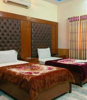 PECHS House | Luxury Palace Guest House