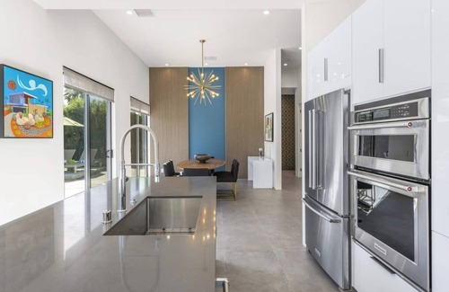 Racquet Club Estates House | Luxury Palm Springs Home with Pool and Spa
