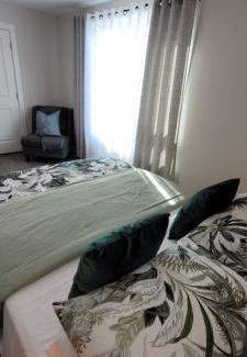 Halifax Apartment | Luxury Panorama Family-Sized Suite