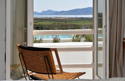 Glisidia Villa | Luxury Paros Villa | Villa Kallihroe | Privacy & Luxury | Private Pool | Sleeps.