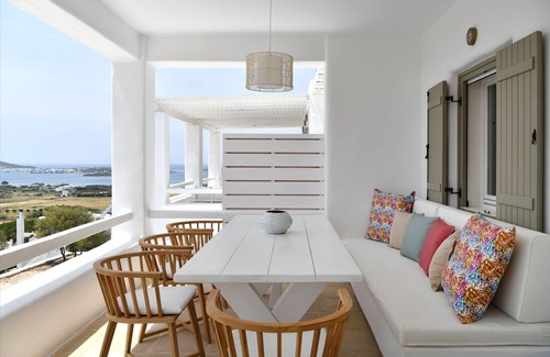 Glisidia Villa | Luxury Paros Villa | Villa Ianthe |.