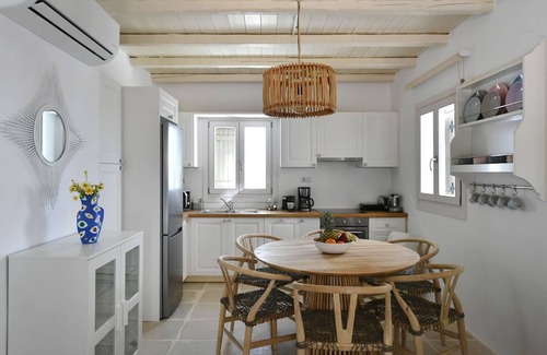 Glisidia Villa | Luxury Paros Villa | Villa Aethra |.