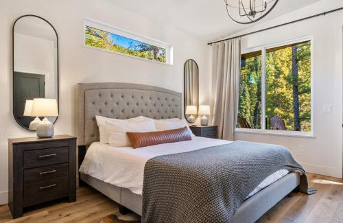 Philipsburg House | Luxury, Peaceful Family Getaway! Ski, Hike, Fish