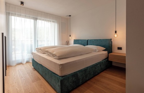 Monguelfo Apartment | Luxury Penthouse - Between Kronplatz, 3 Peaks Dolomites and Lake Prags