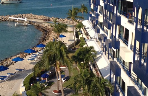Cole Bay Resort | Luxury Penthouse 3 bedroom in Royal Palm Resort w/stunning views of Simpson Bay