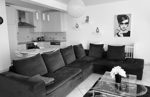 Gare Apartment | LUXURY PENTHOUSE APARTMENT WITH 3 Balconies -2 BEDROOMS -PETRUS VIEW & PARKING