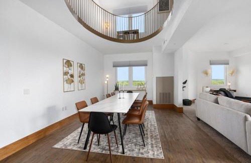 Grandville Apartment | Luxury Penthouse at The Grand Castle