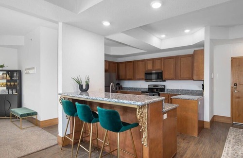 Grandville Apartment | Luxury Penthouse at The Grand Castle