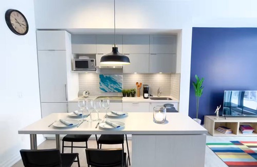 Markham Apartment | Luxury Penthouse in Downtown Markham