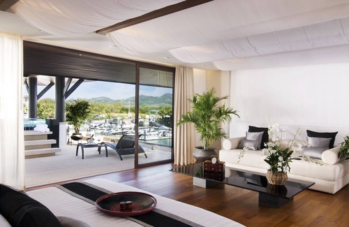 Koh Kaew Condo | Luxury Penthouse in the heart of the Marina