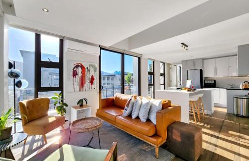 Cape Town City Centre Apartment | Luxury Penthouse Loft with 300 degrees Cityscape Views
