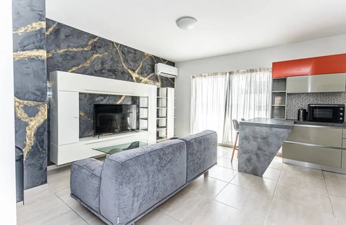 San Gwann Apartment | Luxury Penthouse With Terrace And Jacuzzi