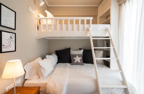 Petralona Apartment | Luxury Petralona Penthouse - Sleeps 7 -Near Metro
