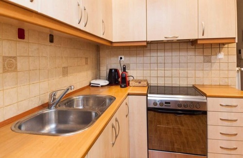 Pasalimani Apartment | Luxury Pireas Stay New 2BR Urban Escape