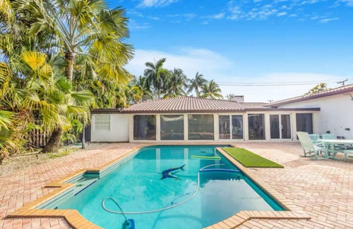 The Roads House | Luxury Pool Escape w/Game Room