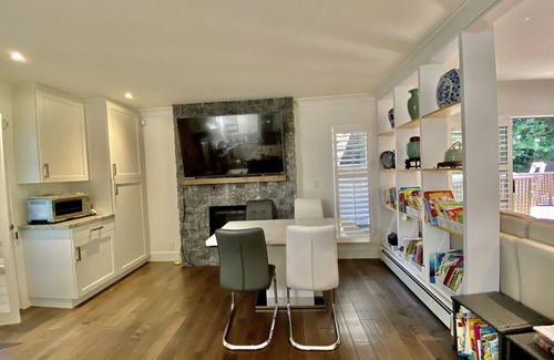 Crescent Beach House | Luxury Pool House Getaway Beachside ResortLike
