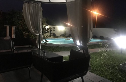 Savski Venac Villa | Luxury pool villa -8 sleeps with outdoor whirlpool