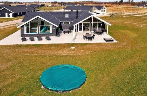 Idestrup House | Luxury Pool Villa by Sea - By Traum Ferienwohnungen