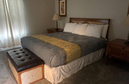 Cordova House | Luxury Pool with King beds Near Shops and Dining