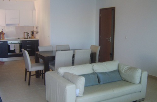 Santa Maria Apartment | Luxury poolside apartment on the Ponta Preta beach.