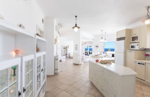 Parikia Villa | Luxury Private Family Villa