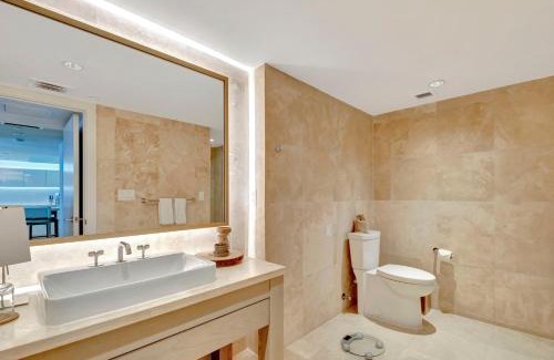 South Beach Apartment | Luxury private Residence at the 1 Hotel & Home Miami Beach