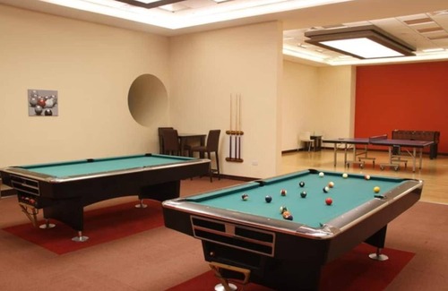 Dubai Apartment | Luxury Private Room in an Apartment Next to Barasti Beach