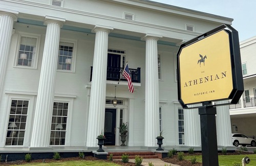 Athens Hotel | Luxury Private Suite in Boutique Historic Inn The Athenian- Downtown Location