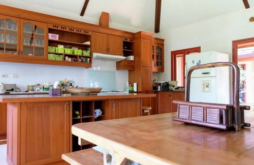 Saraphi Villa | Luxury Private Thai Mediterranean Villa with Garden and Pool, 3200m²