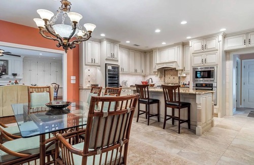 Lake Wales House | Luxury Private Tropical Florida Home - Close to Disney/Universal/Legoland