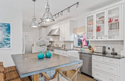 Water Mill House | Luxury Private Water Mill Home w/pool - 14 day rental 8/22-9/5 2022