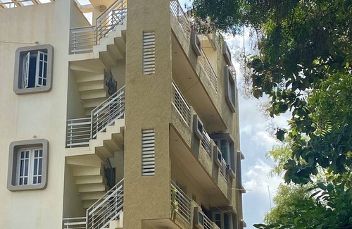 Mysore Apartment | Luxury Queen Beds, Farm/Hill view, 5km center