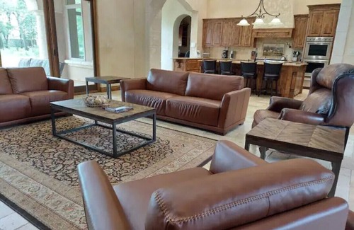 Smithville Resort | Luxury Ranch Retreat with Pool, Hike & Bike Trails & Golf-Close to COTA & Austin